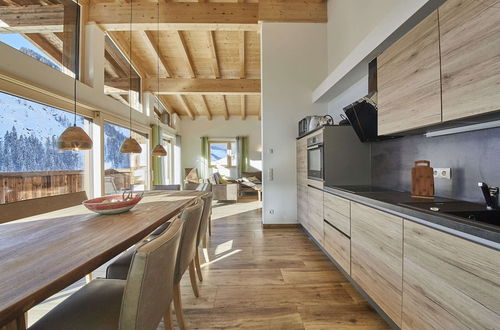 Photo 8 - Modern Chalet in Saalbach-hinterglemm With Sauna