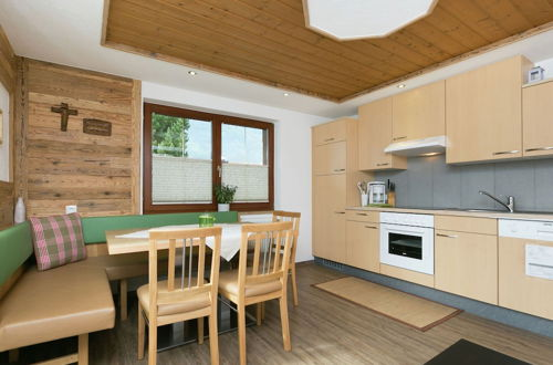 Photo 12 - Modern Apartment in Langenfeld Near Ski Area