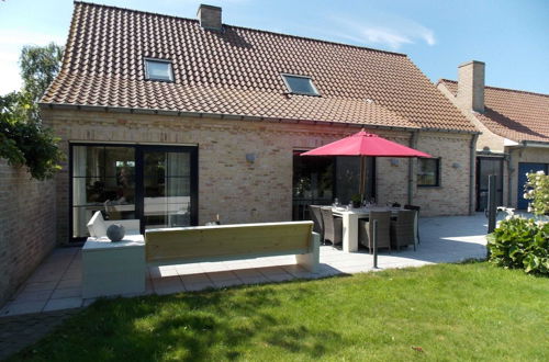 Photo 1 - Sun-kissed Villa in Diksmuide With Garden, Sauna