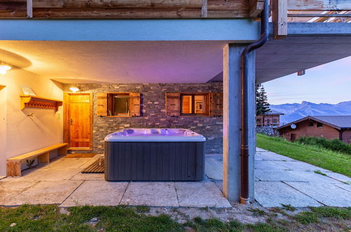 Photo 28 - Authentic Swiss Spa Chalet Hot Tub & Sauna