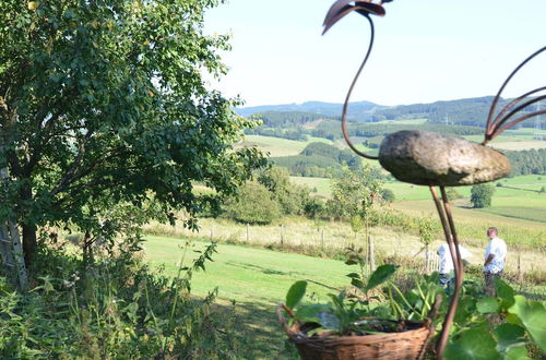 Foto 15 - Quiet Apartment in Sauerland With Terrace