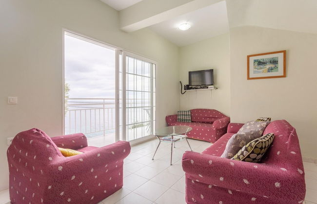 Villa Thalassa Large Private Pool Walk to Beach Sea Views A C Wifi Car Not Required - 920 - Foto 17