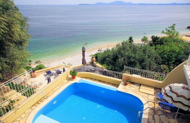 Villa Thalassa Large Private Pool Walk to Beach Sea Views A C Wifi Car Not Required - 920 - Foto 2