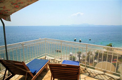 Photo 21 - Villa Thalassa Large Private Pool Walk to Beach Sea Views A C Wifi Car Not Required - 920