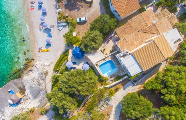 Villa Thalassa Large Private Pool Walk to Beach Sea Views A C Wifi Car Not Required - 920 - Foto 1