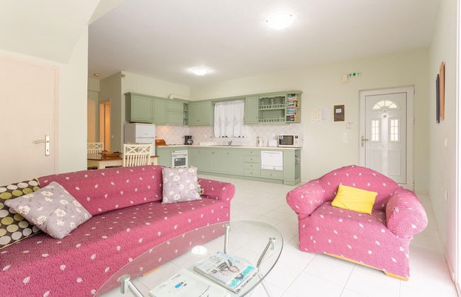 Villa Thalassa Large Private Pool Walk to Beach Sea Views A C Wifi Car Not Required - 920 - Foto 24