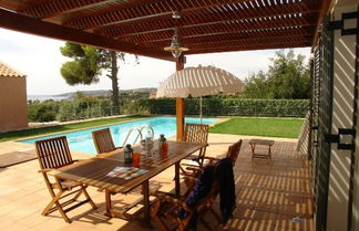 Foto 3 - Villa Nora Large Private Pool Walk to Beach Sea Views A C Wifi Car Not Required - 1020