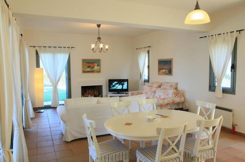 Foto 4 - Villa Nora Large Private Pool Walk to Beach Sea Views A C Wifi Car Not Required - 1020