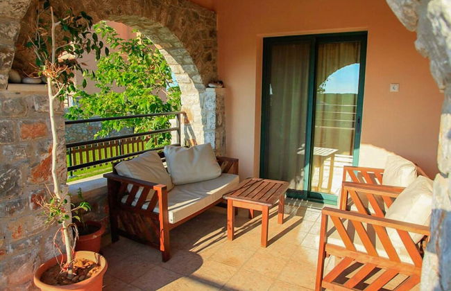 Theo Beach Villa Large Private Pool Walk to Beach Sea Views A C Wifi Car Not Required - 1843 - Photo 29