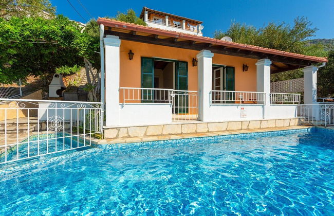 Villa Elia Large Private Pool Walk to Beach Sea Views A C Wifi Car Not Required - 1978 - Foto 4