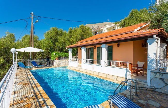 Villa Elia Large Private Pool Walk to Beach Sea Views A C Wifi Car Not Required - 1978 - Foto 5