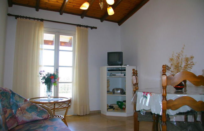 Villa Elia Large Private Pool Walk to Beach Sea Views A C Wifi Car Not Required - 1978 - Foto 62