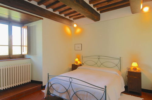 Foto 5 - Agriturismo near Cortona with Spacious Garden & Swimming Pool