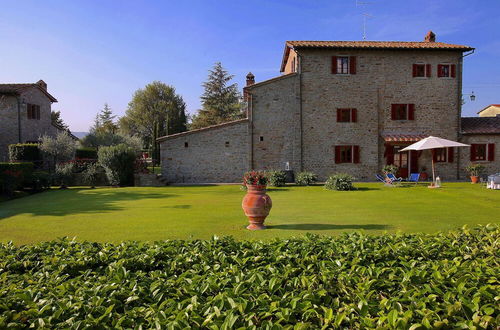 Photo 10 - Agriturismo near Cortona with Spacious Garden & Swimming Pool