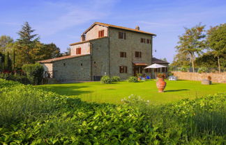 Foto 1 - Agriturismo near Cortona with Spacious Garden & Swimming Pool