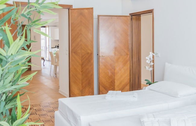 Luxury Apartment On Grand Canal - Photo 7