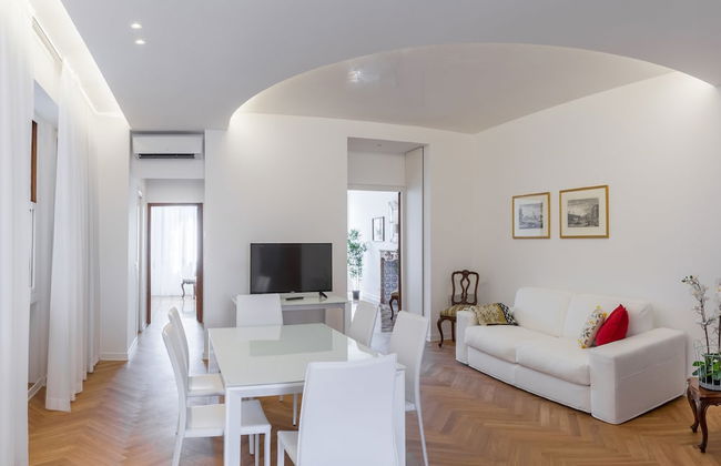 Luxury Apartment On Grand Canal - Photo 26