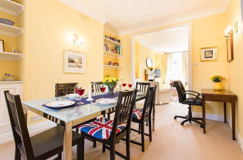 Photo 44 - JOIVY Luxurious 2BR flat in Pimlico, near Warwick sq