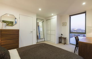 Photo 3 - ALTIDO Trendy Islington Flat for 2 with Patio