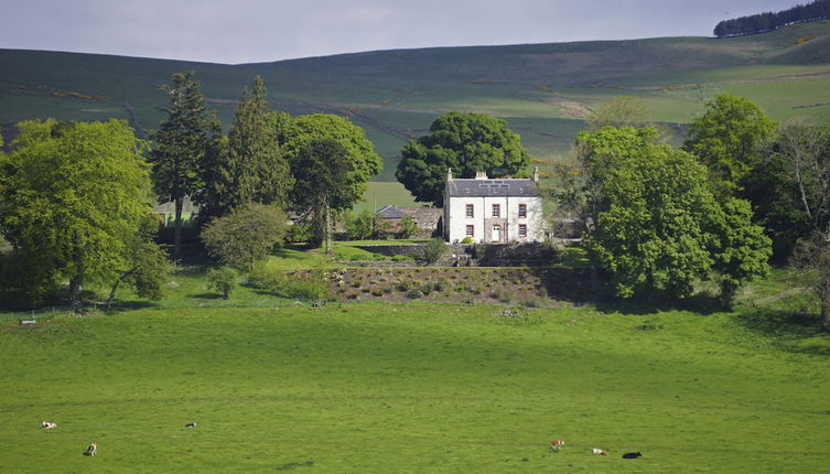 Photo 1 - Beautiful 8-bed House in Angus