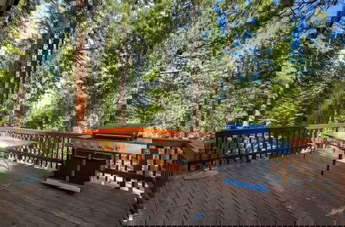 Foto 46 - Nestled Pines Retreat Hot Tub, Pool Tahoe, Foosball, +more!