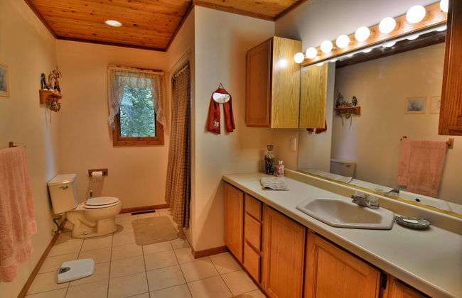 Best Home on Lake Namakagon - Photo 25