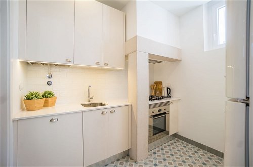 Photo 16 - Chiado & Design Apartment