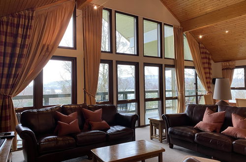 Photo 12 - Luxury Loch Lomond Lodge