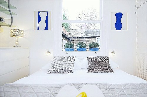 Photo 7 - Luxury Designer Apartment Hammersmith 1
