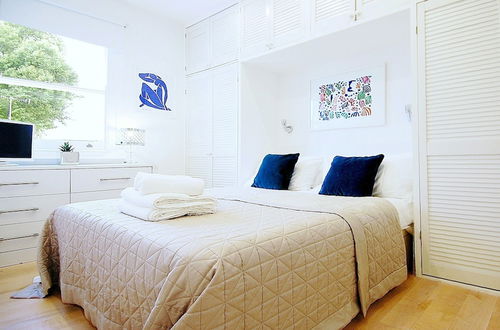 Photo 9 - Luxury Designer Apartments Hammersmith 1