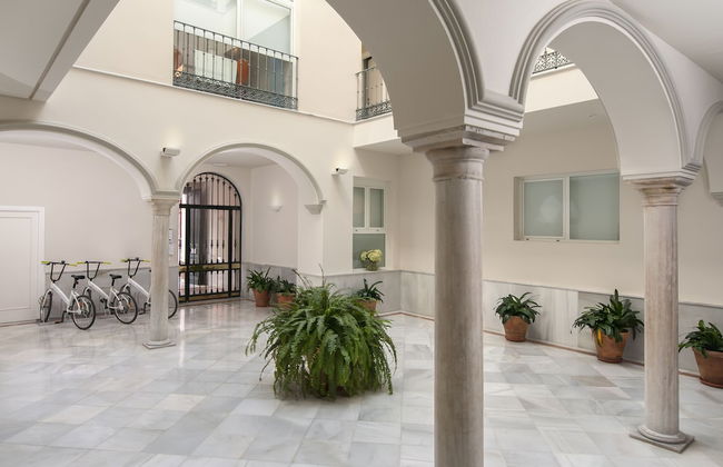 Suites Sevilla Plaza Apartamentos - Foto 32