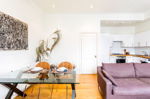 Photo 22 - Bright and Spacious Notting Hill Nest