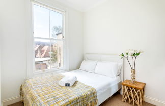 Photo 3 - Bright and Spacious Notting Hill Nest