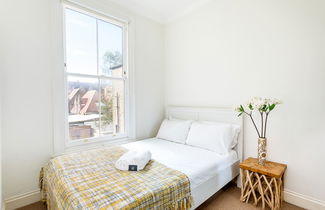 Foto 3 - Bright and Spacious Notting Hill Nest