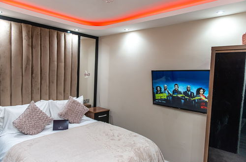 Photo 9 - Meridian Serviced Apartments