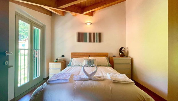 Apartment in Tremezzina with swimming pool and terrace - Photo 3
