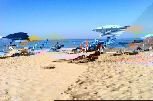Photo 36 - Comfy Apartment with Balcony near Puglia Beach