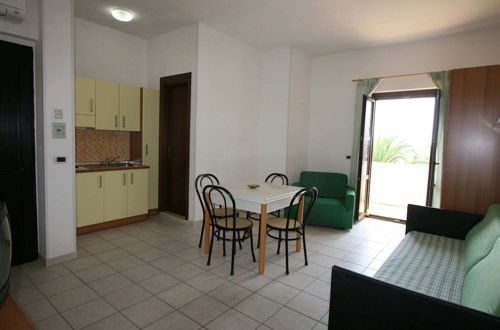 Photo 3 - Comfy Apartment with Balcony near Puglia Beach