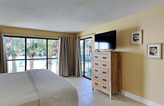 Photo 3 - Edgewater Beach and Golf Resort by Southern Vacation Rentals VI