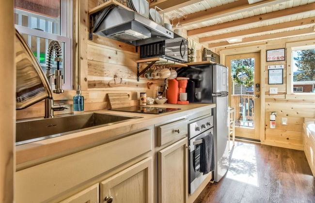 Tiny House! Hot Tub! Pikes Peak & AC - Foto 12