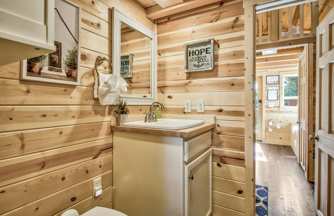 Tiny House! Hot Tub! Pikes Peak & AC - Foto 18