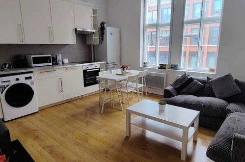 Photo 19 - 3 Bed Flat Liverpool st Spitalfields