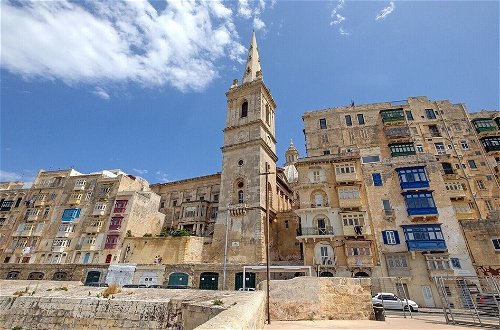 Photo 22 - Stylish 2BR Apartment in Valletta