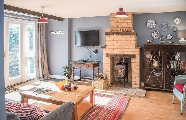 The Coach House, Reydon - Photo 35