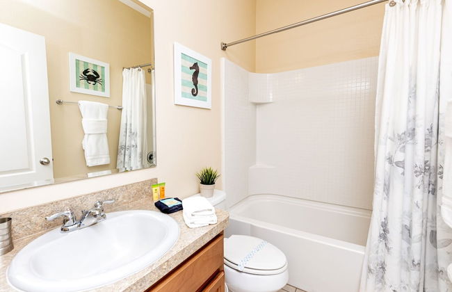 Newly Remodeled 1 story - 5 Bed 5 Bath with Pvt Pool Spa And Game Room - Foto 18