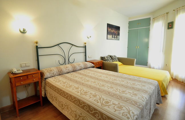 Hotel Apartamentos Aralso Sotillo - Foto 10