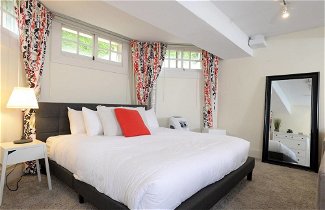 Photo 1 - LUX Suites in the Heart of Santa Monica