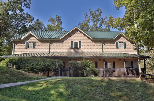 Photo 1 - Oak Tree Lodge 3 - Fifteen Bedroom Chalet Lodge