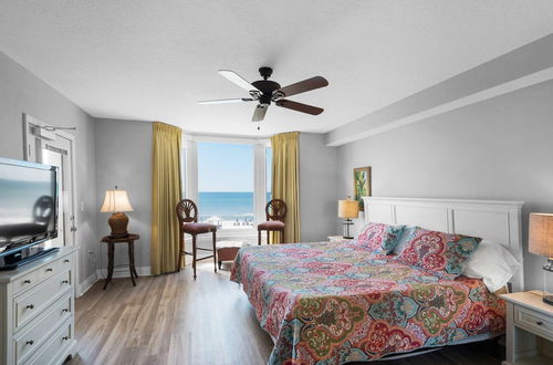 Foto 3 - Emerald Beach Resort by iTrip Panama City Beach