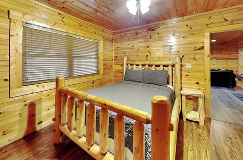 Photo 13 - Family Ties Lodge by Jackson Mountain Rentals